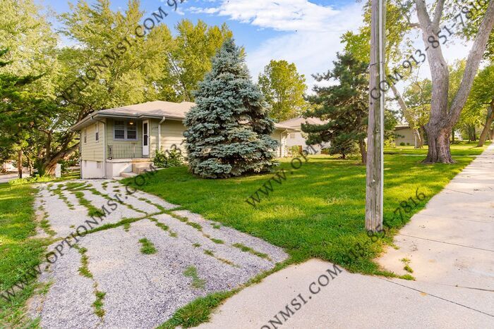 Primary Photo - 1/2 month free if moved in by 9/30!!! Clos...