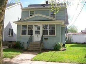 Building Photo - 713 Elmore St