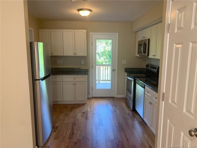 Building Photo - 27 Tridell Dr