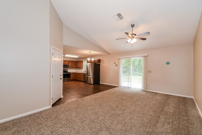 Building Photo - 479 Moby Dick Dr N