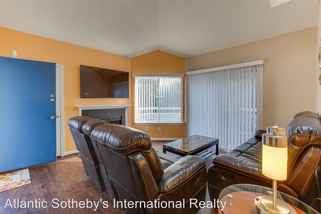 Building Photo - 2 br, 1 bath House - 430 Surf Scoter Ct