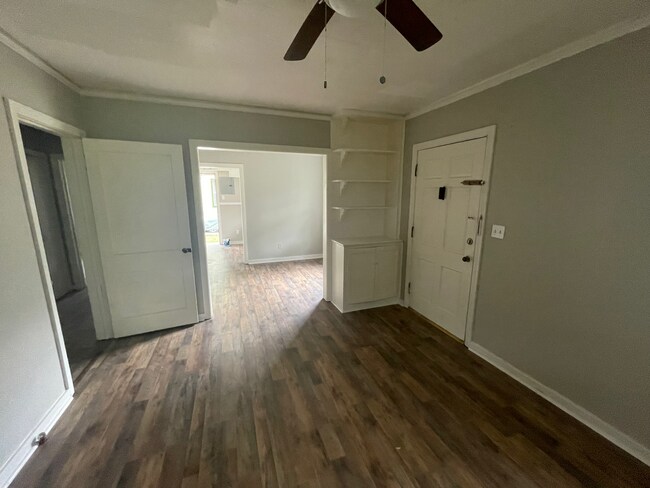 Foto del edificio - 3733 Northbrook Dr