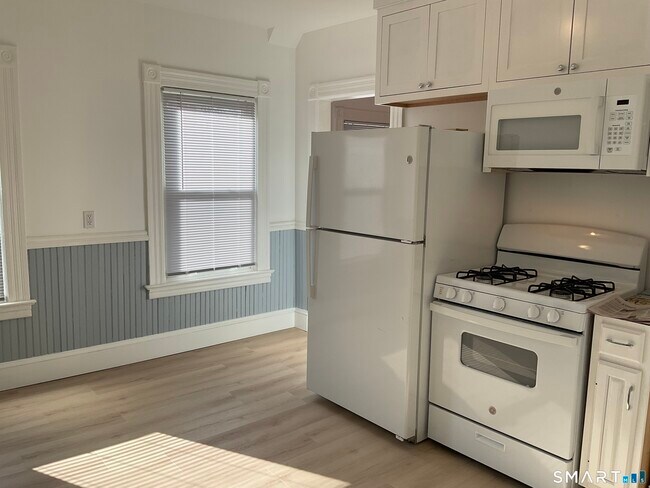 Foto del edificio - 13 Alger St