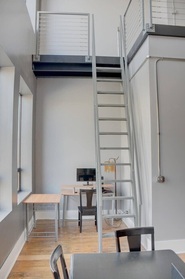 Foto del edificio - 109 W Sycamore St