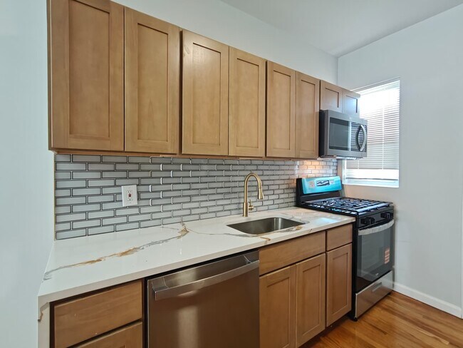Foto del edificio - 344 N Redfield St