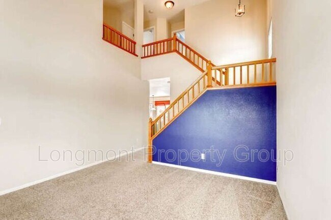 Building Photo - 1202 Fall River Cir