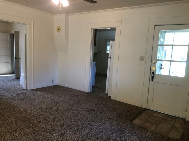 Foto del edificio - 2 bed/1 bath house in the Historic Washburn District