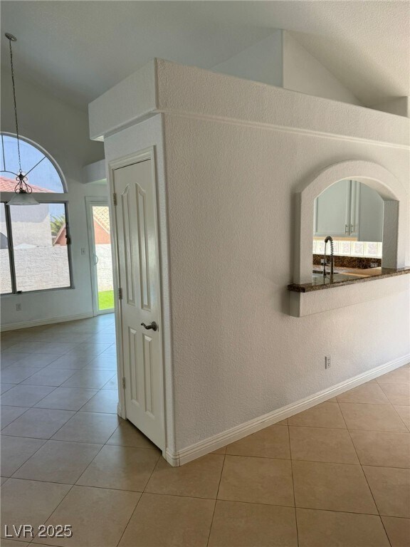 Building Photo - 3572 Tobel Spring Dr