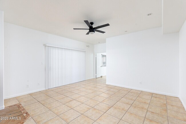 Foto del edificio - 11333 N 92nd St