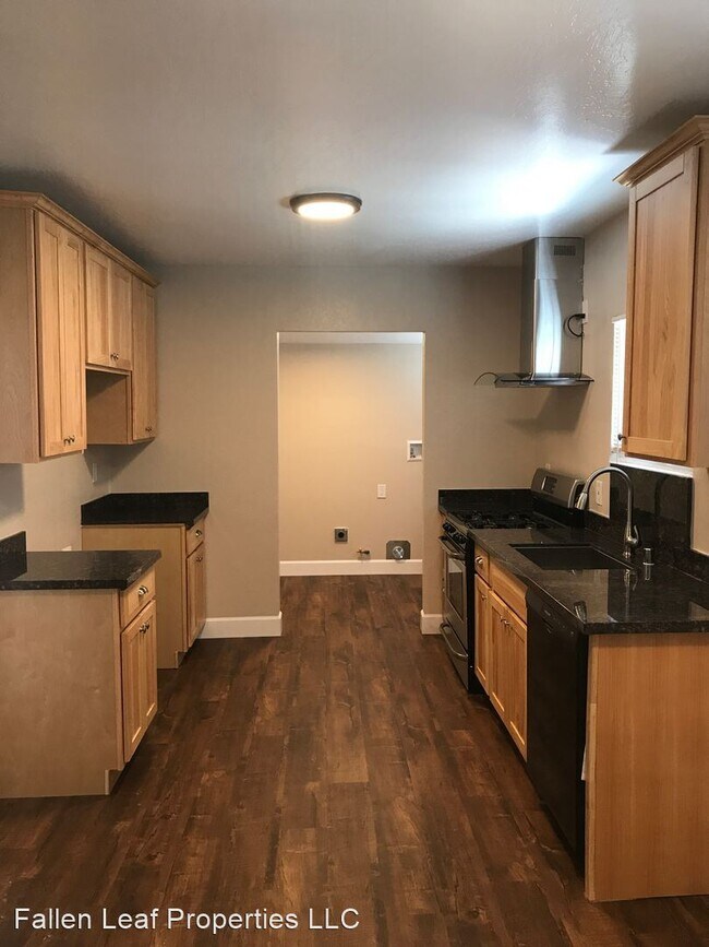 Building Photo - 2 br, 1 bath House - 2680 74th Ave.