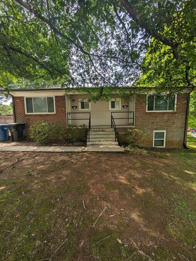 Foto principal - 2BD/1BA Unit in HIckory