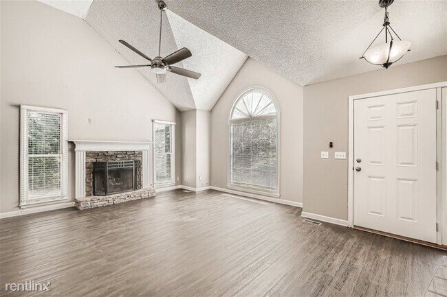 Building Photo - 3 br, 3 bath House - 7035 Wynfield Drive UNIT