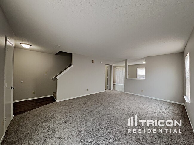 Building Photo - 3310 Carica Dr
