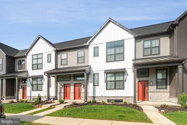 Building Photo - 102 Stickley Dr