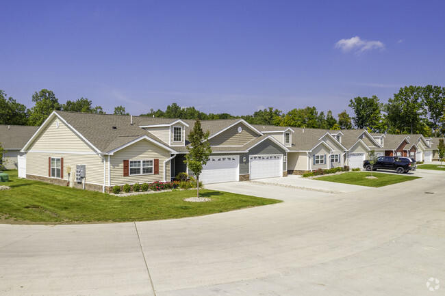 Building Photo - Redwood Shelby Township