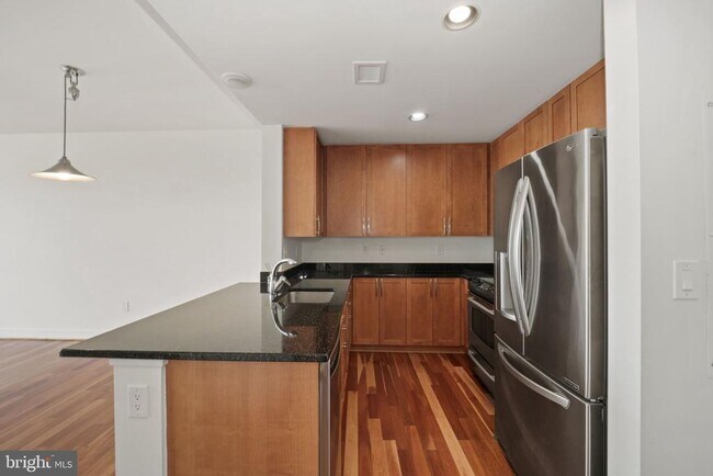 Foto del edificio - 4101 Albemarle St NW