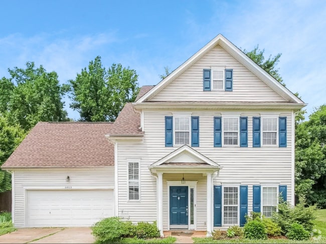 Building Photo - 6053 Shining Oak Ln