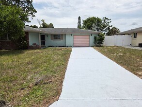 Building Photo - 7910 Lilac Dr