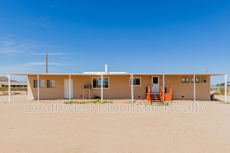 Primary Photo - 29967 N Sandridge Dr