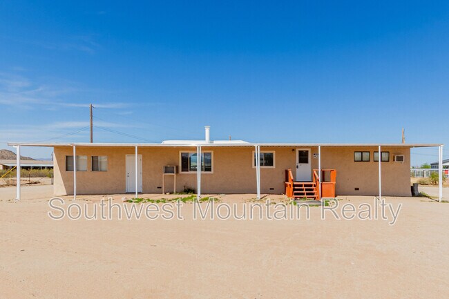 Building Photo - 29967 N Sandridge Dr
