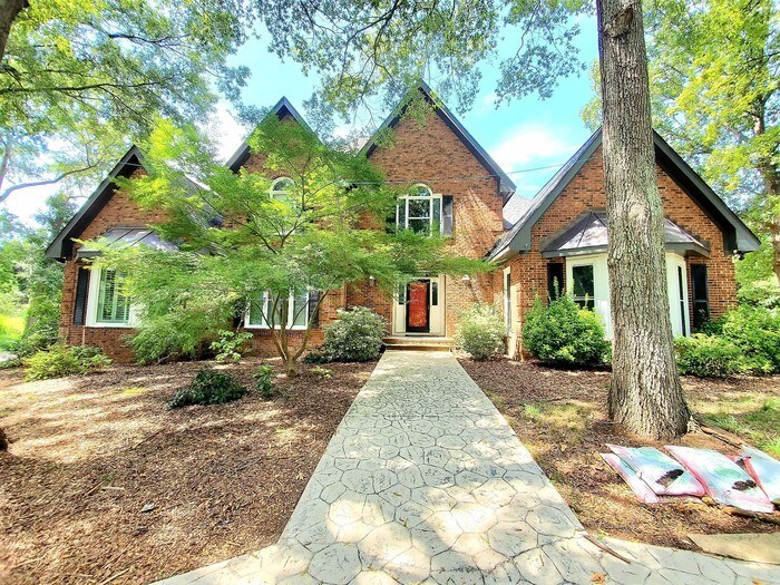 Primary Photo - 16310 Wrights Ferry Rd
