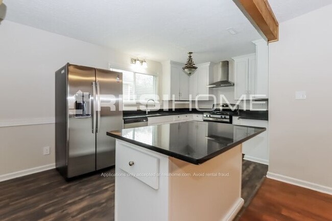 Building Photo - 2695 Trotters Walk Trl