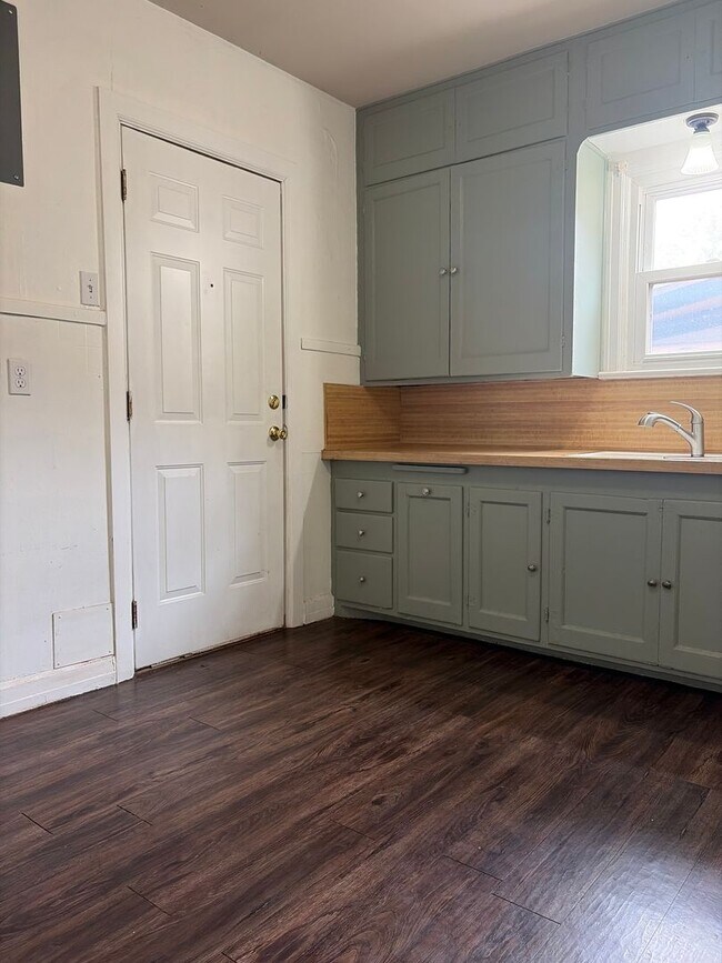 Foto del edificio - Cozy 2 Bedroom Home