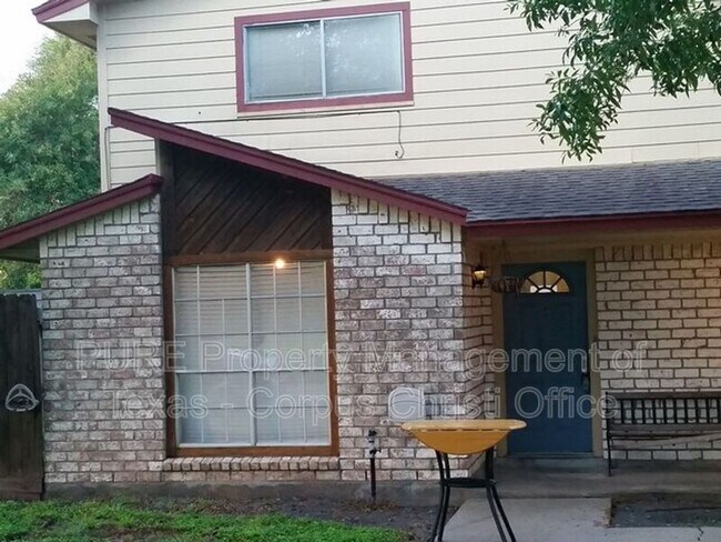 Foto del edificio - 4929 Cedar Pass Dr