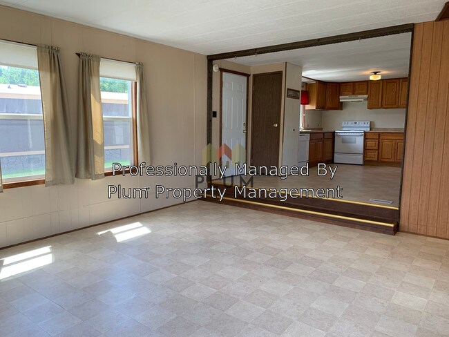 Building Photo - 13677 Ashlyn Dr