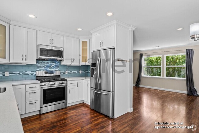 Building Photo - 1133 Lovell Ave