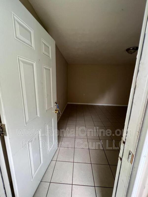 5312 Milner Rd Unit 4S, Louisville, KY 40216 Condo for Rent in