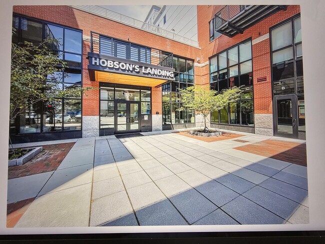 Main Entry - 383 Commercial St