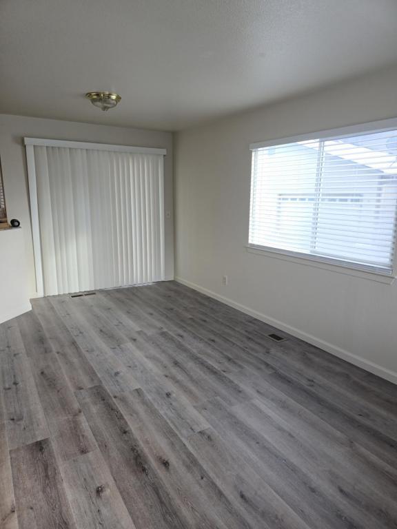 Building Photo - 1379 Village Way