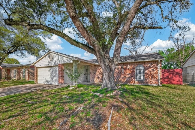 Foto del edificio - 6206 Homeview Dr