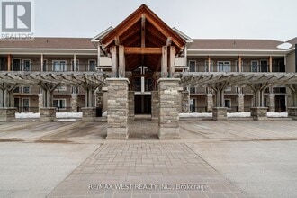 Building Photo - 5 Anchorage Cres