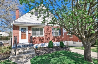 Building Photo - 37 Towanda Dr