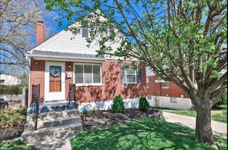 Building Photo - 37 Towanda Dr