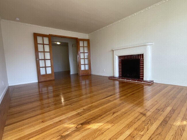 Foto del edificio - 94 Robinson Dr