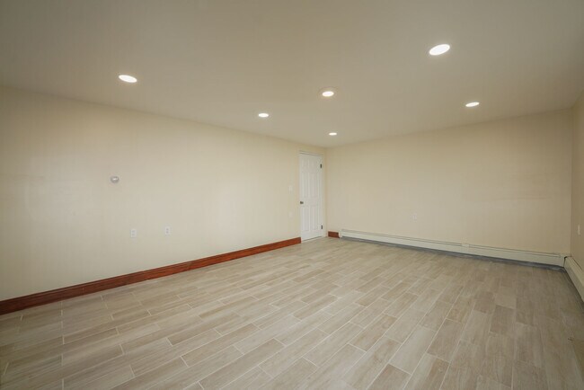 Foto del edificio - 41 River Edge Rd