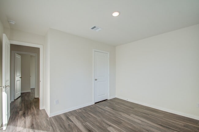 Foto del edificio - 6202 N Wayside Dr