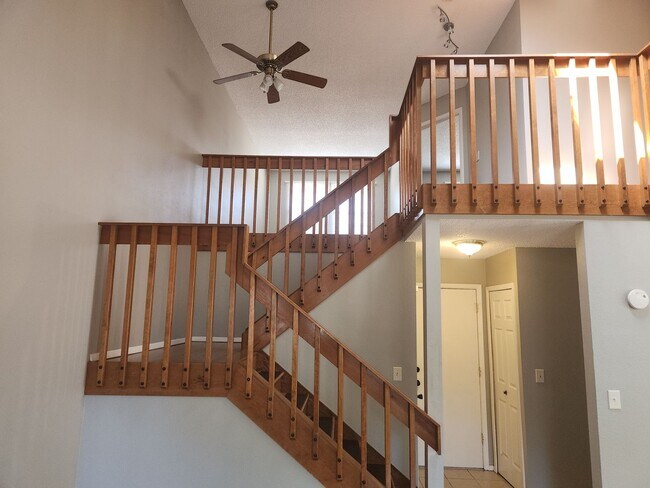 Foto del edificio - Large Townhome at Vickers and Academy!