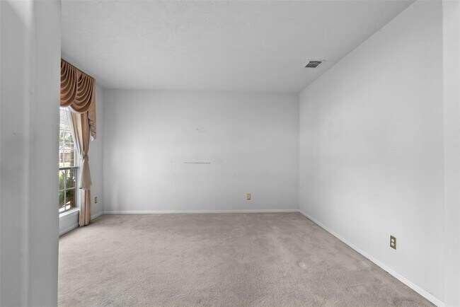 Building Photo - 602 Field Run Ct
