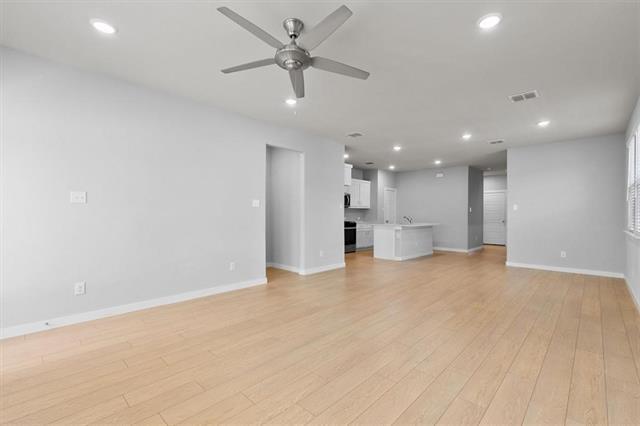 Foto del edificio - 3513 Chambers Dr