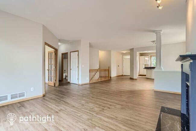 Building Photo - 2528 Grey Eagle Dr