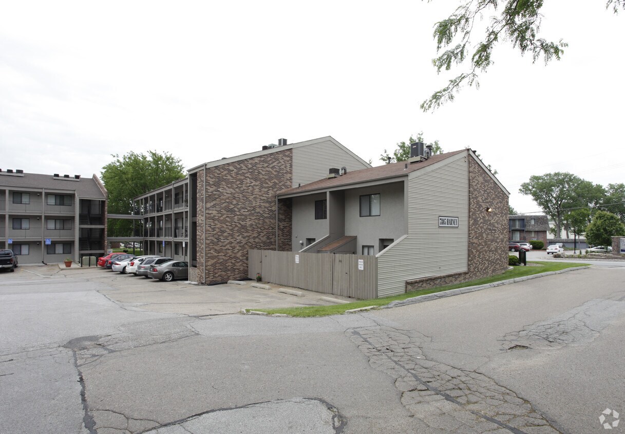 Orchard Park Apartments Omaha, NE