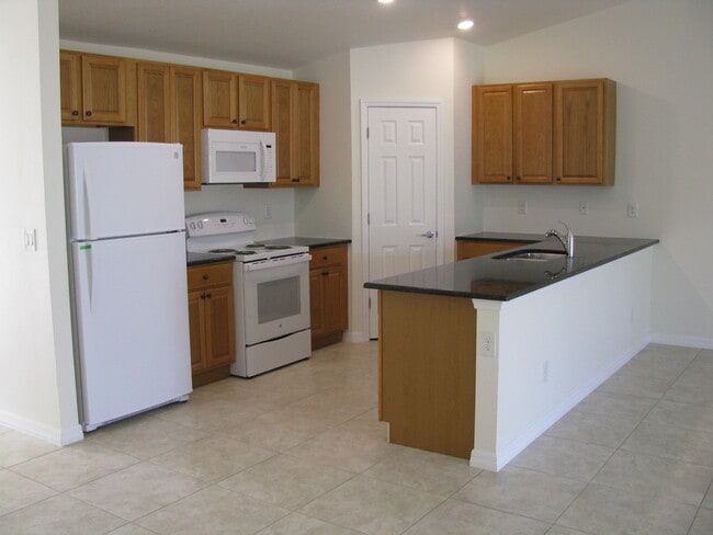 Building Photo - 26322 Explorer Rd