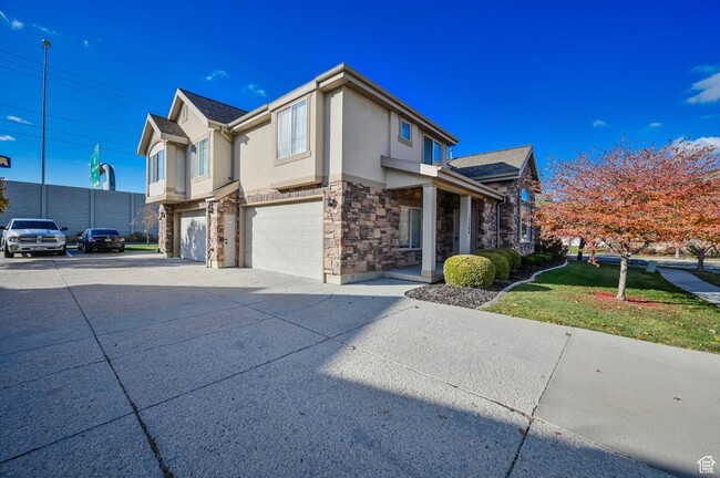 Building Photo - 13366 Saddle Villa Dr