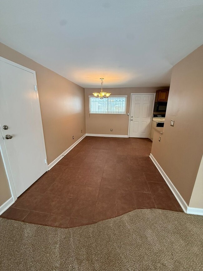 Photo - 2076 Terrylynn Ave House