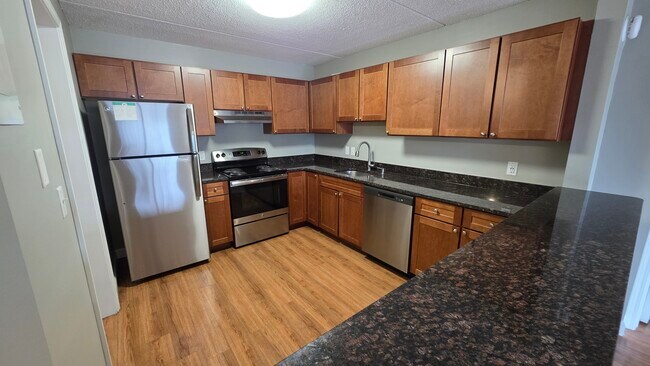 Foto del edificio - 50 Island View Pl