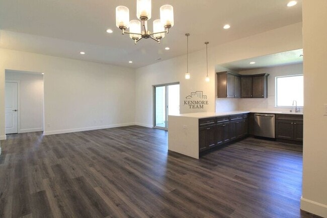 Foto del edificio - 5608 W 30th Ave
